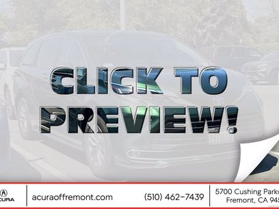 Used 2022 Toyota Sienna XLE