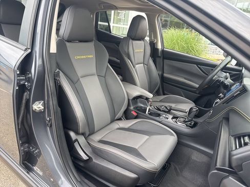 Used 2022 Subaru Crosstrek 2.5i Sport w/ Moonroof Package AWD/4WD image 18