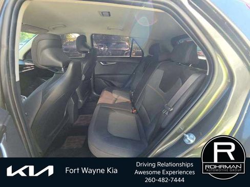 Certified 2026 Kia Niro LX FWD image 8