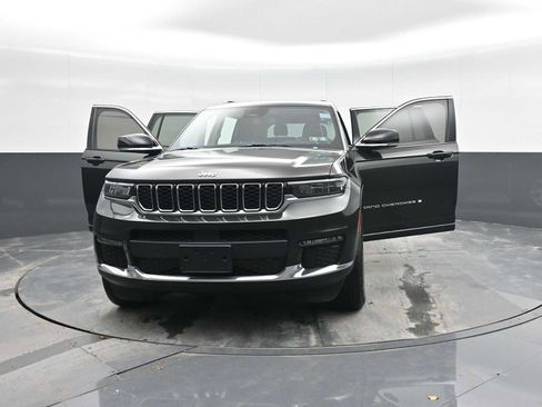 Used 2022 Jeep Grand Cherokee L Limited image 52