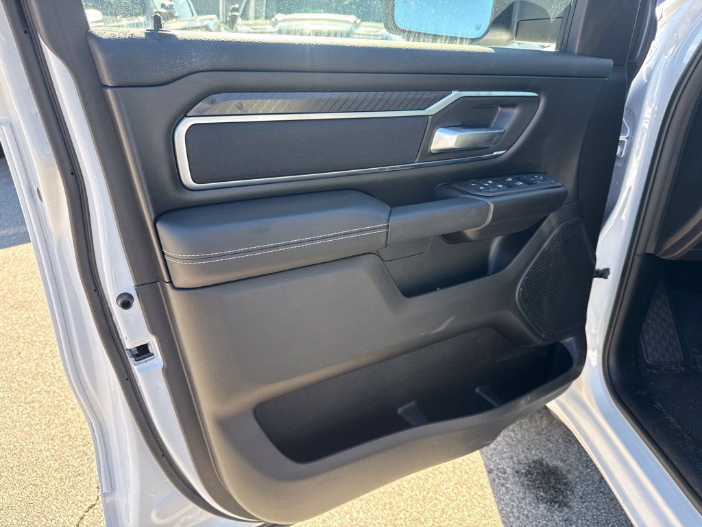 New 2026 RAM 1500 Big Horn AWD/4WD image 18