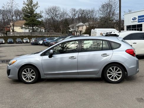 Used 2014 Subaru Impreza 2.0i Premium w/ All-Weather Package w/CVT image 11