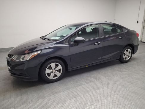 Used 2016 Chevrolet Cruze LS FWD image 2