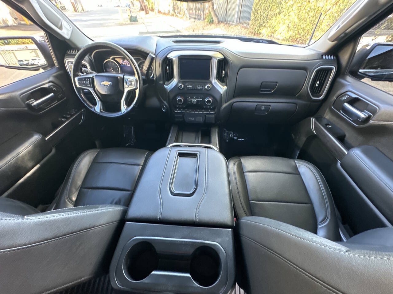 Used 2019 Chevrolet Silverado 1500 LTZ w/ LTZ Premium Package AWD/4WD image 11