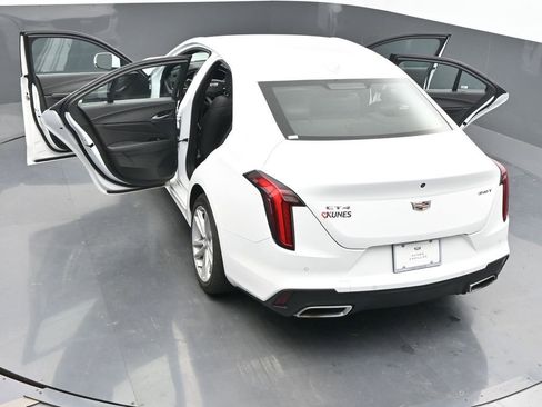 Used 2024 Cadillac CT4 Luxury image 63