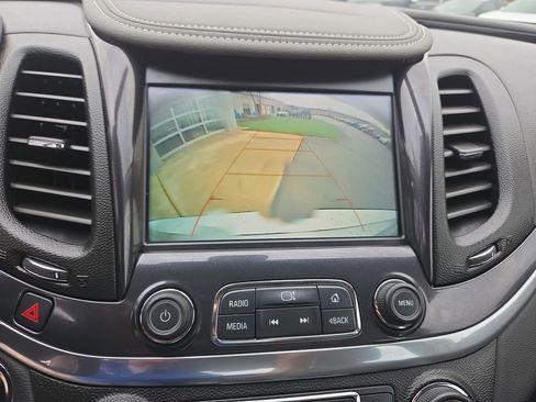 Certified 2018 Chevrolet Impala LT w/ LT Convenience Package FWD image 19