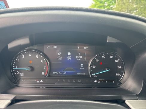 Used 2020 Ford Explorer XLT w/ Equipment Group 202A AWD/4WD image 14