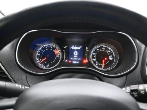 Used 2021 Jeep Cherokee Latitude Lux AWD/4WD image 16