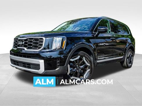 Used 2025 Kia Telluride S FWD image 1