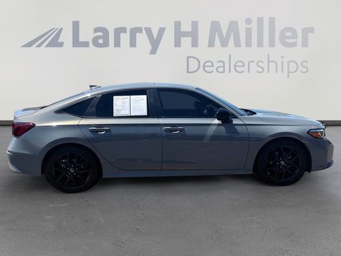 Used 2025 Honda Civic Sport image 7