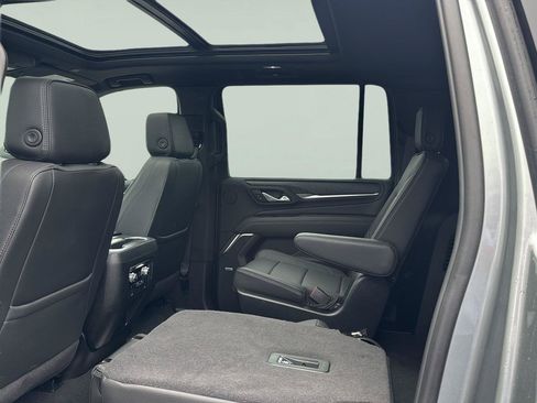 Used 2024 GMC Yukon XL Denali AWD/4WD image 56
