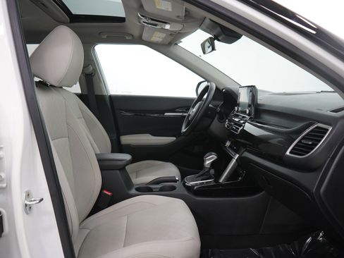 Used 2021 Kia Seltos EX AWD/4WD image 12