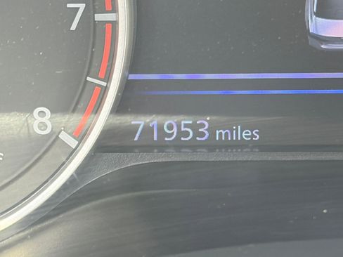 Used 2024 Nissan Altima 2.5 SV FWD image 40