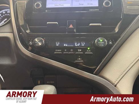 Used 2024 Toyota Camry LE image 15