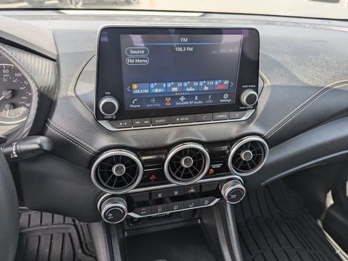 Used 2024 Nissan Sentra SV FWD image 16