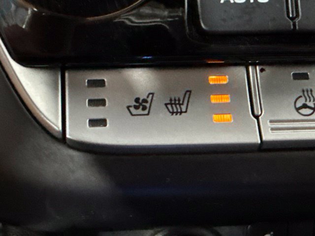 Used 2019 Hyundai Sonata Limited FWD image 28