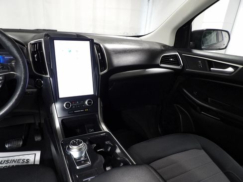 Used 2022 Ford Edge SE AWD/4WD image 14