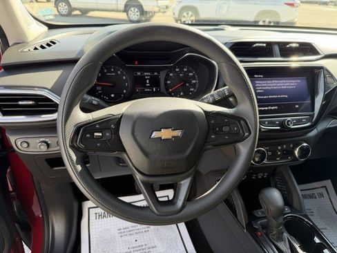 Used 2021 Chevrolet TrailBlazer LT w/ Convenience Package image 24
