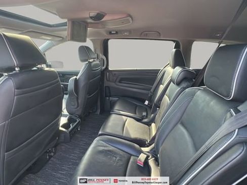 Used 2023 Honda Odyssey Elite image 13