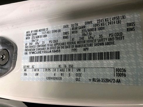 Used 2025 Ford Escape SE w/ PHEV Premium Package image 32