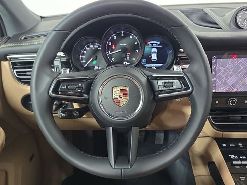 New 2026 Porsche Macan image 14