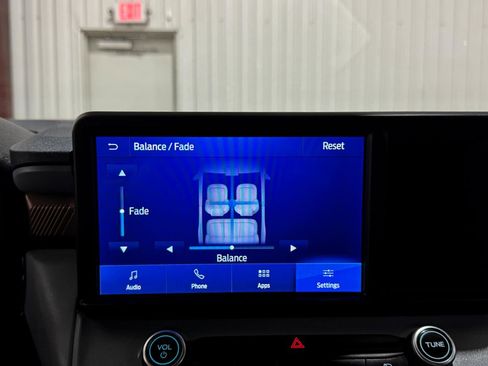 Used 2022 Ford Maverick Lariat w/ Lariat Luxury Package image 39