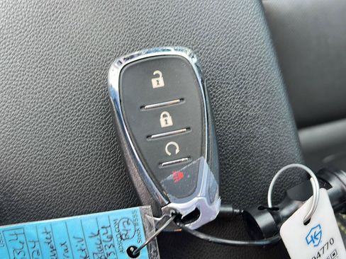 Used 2024 Chevrolet Trax ACTIV FWD image 36