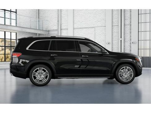 New 2026 Mercedes-Benz GLS 450 4MATIC image 17
