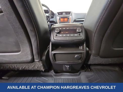 Used 2015 GMC Acadia SLT image 30