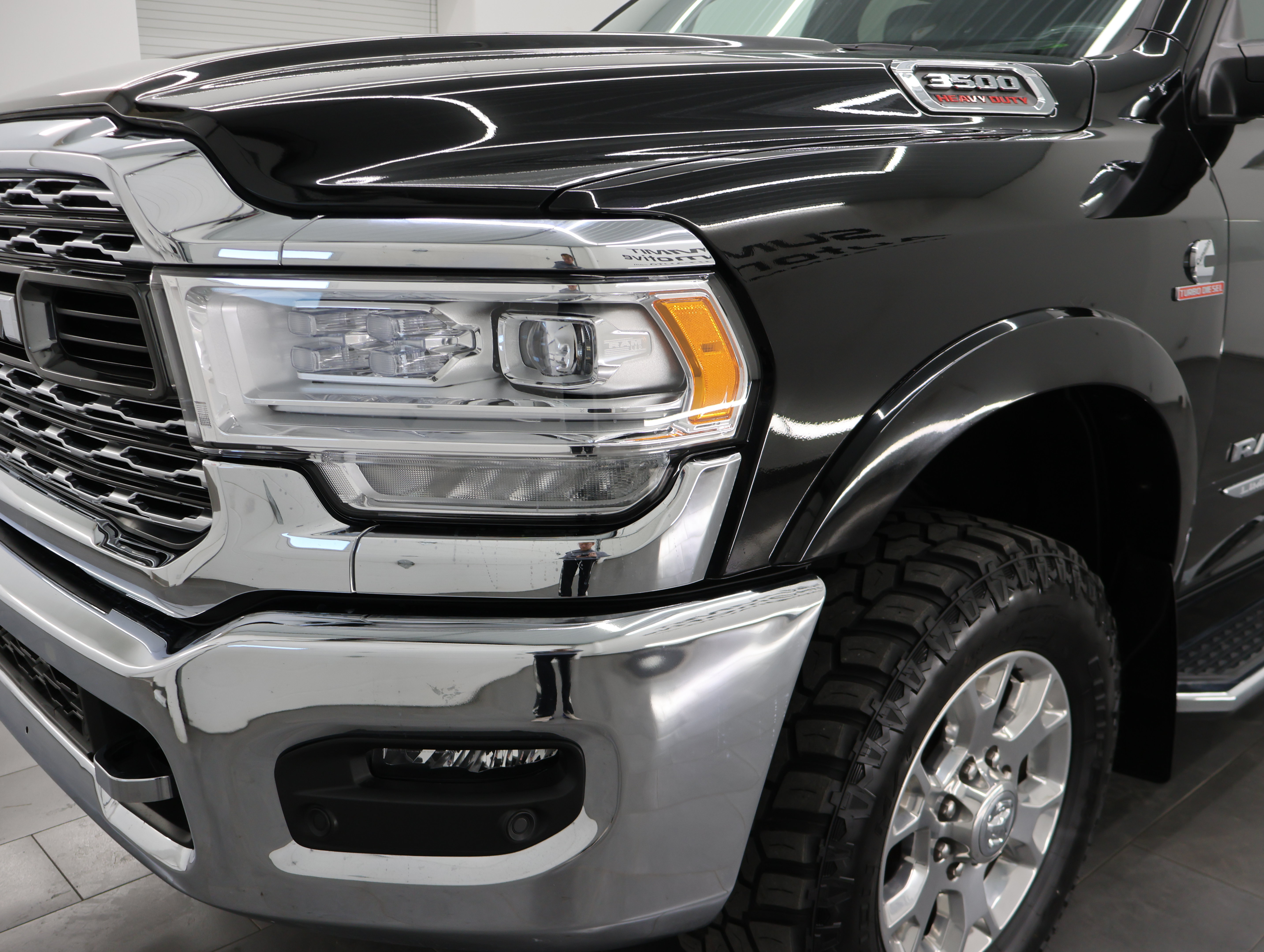 Used 2021 RAM 3500 Limited AWD/4WD image 34