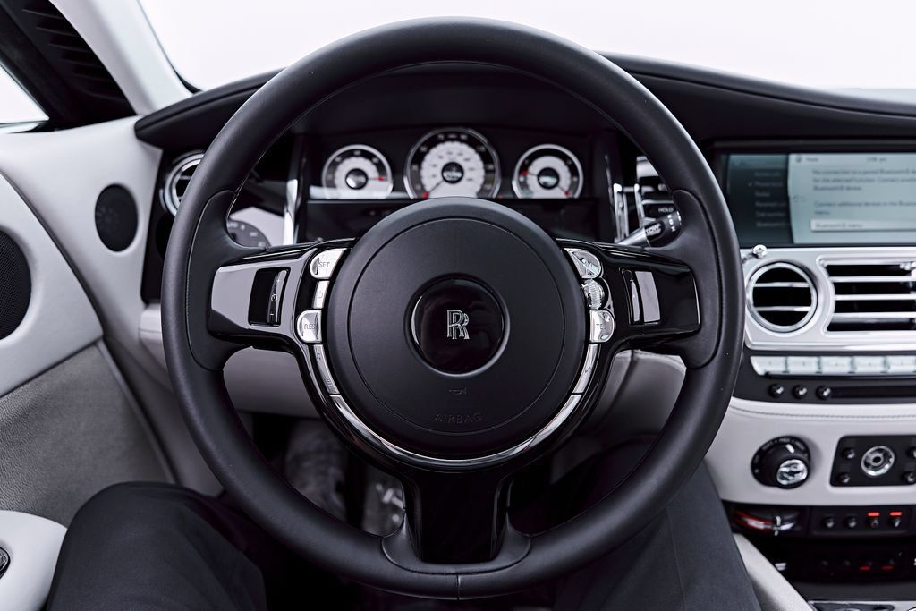Used 2014 Rolls-Royce Wraith RWD image 60