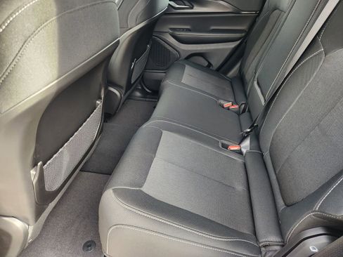 New 2025 Jeep Grand Cherokee Laredo image 21