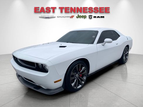 Used 2014 Dodge Challenger SRT8 image 7