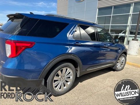 Used 2021 Ford Explorer Limited w/ Equipment Group 301A AWD/4WD image 7