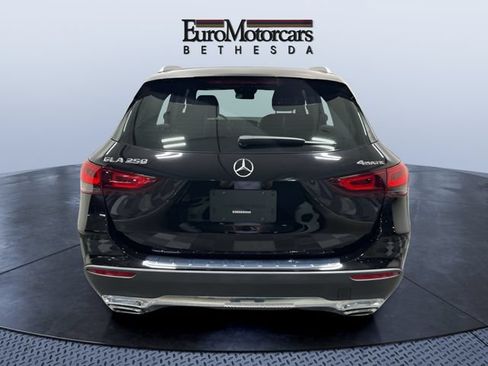 Certified 2023 Mercedes-Benz GLA 250 4MATIC image 4
