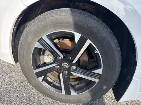 Used 2025 Nissan Sentra SV w/ All-Weather Package image 14