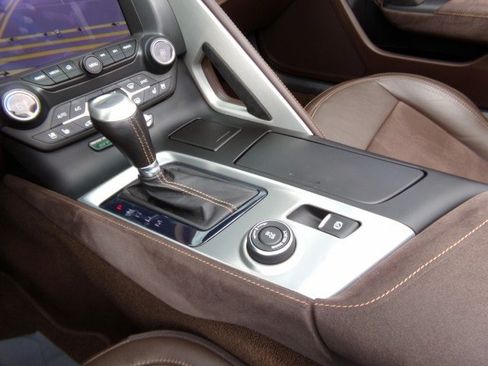 Used 2014 Chevrolet Corvette Stingray Convertible w/ 3LT Preferred Equipment Group RWD image 19