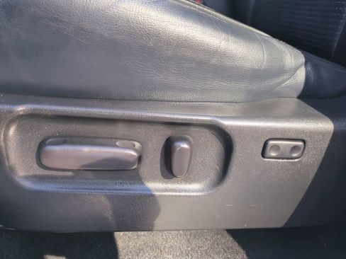 Certified 2020 Toyota Tacoma TRD Off-Road image 19