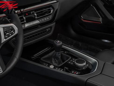 Used 2025 BMW Z4 M40i w/ Edition image 35