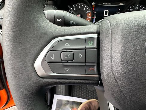 New 2026 Jeep Compass Latitude w/ Sun and Sound Group image 16