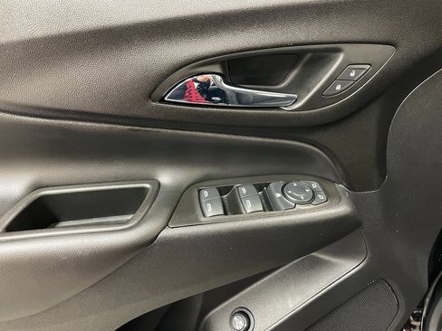Used 2022 Chevrolet Equinox LT image 25