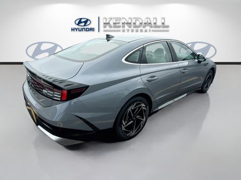 New 2026 Hyundai Sonata SEL FWD image 6