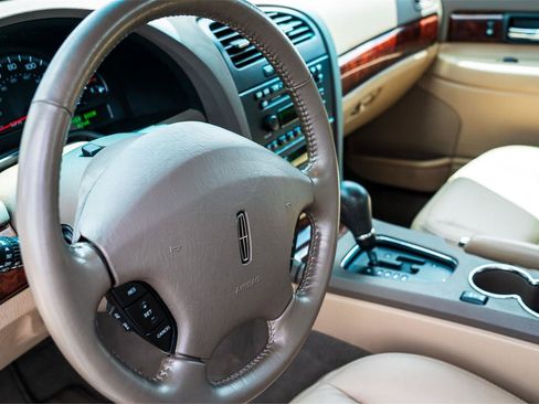 Used 2002 Lincoln LS RWD image 7