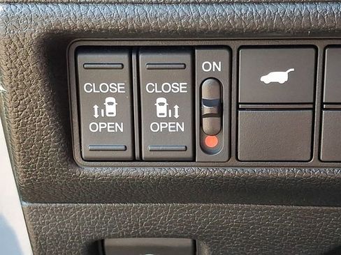 Used 2024 Honda Odyssey Touring image 29