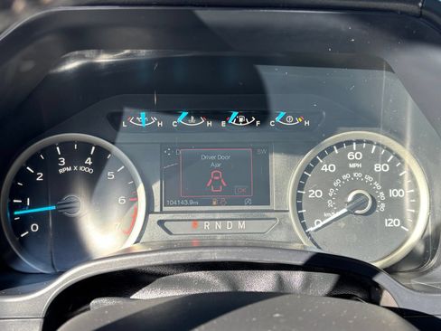 Used 2018 Ford F150 XLT w/ Equipment Group 302A Luxury AWD/4WD image 16