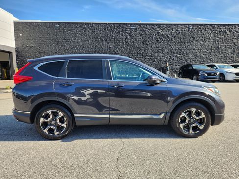 Used 2019 Honda CR-V Touring image 6