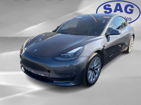 Used 2022 Tesla Model 3 Long Range image 5