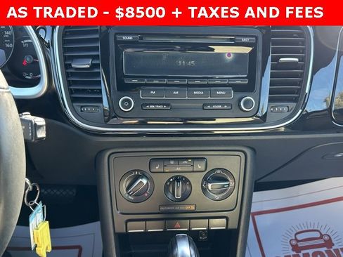 Used 2013 Volkswagen Beetle 2.5 50's Edition image 19