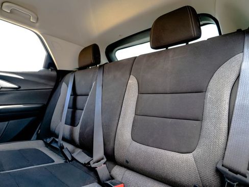 Used 2023 Chevrolet TrailBlazer LT FWD image 30