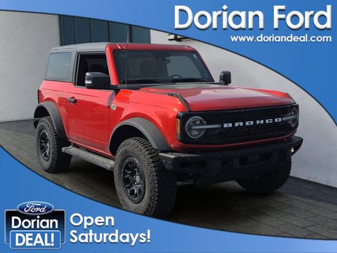 Used 2023 Ford Bronco Wildtrak AWD/4WD image 1